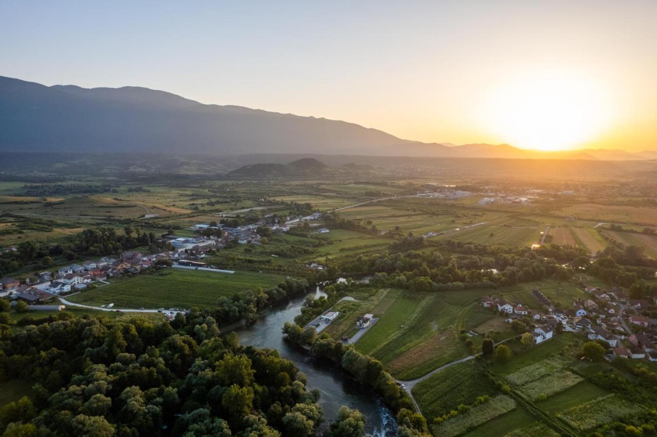 Resort La Familia Bihać Esterno foto