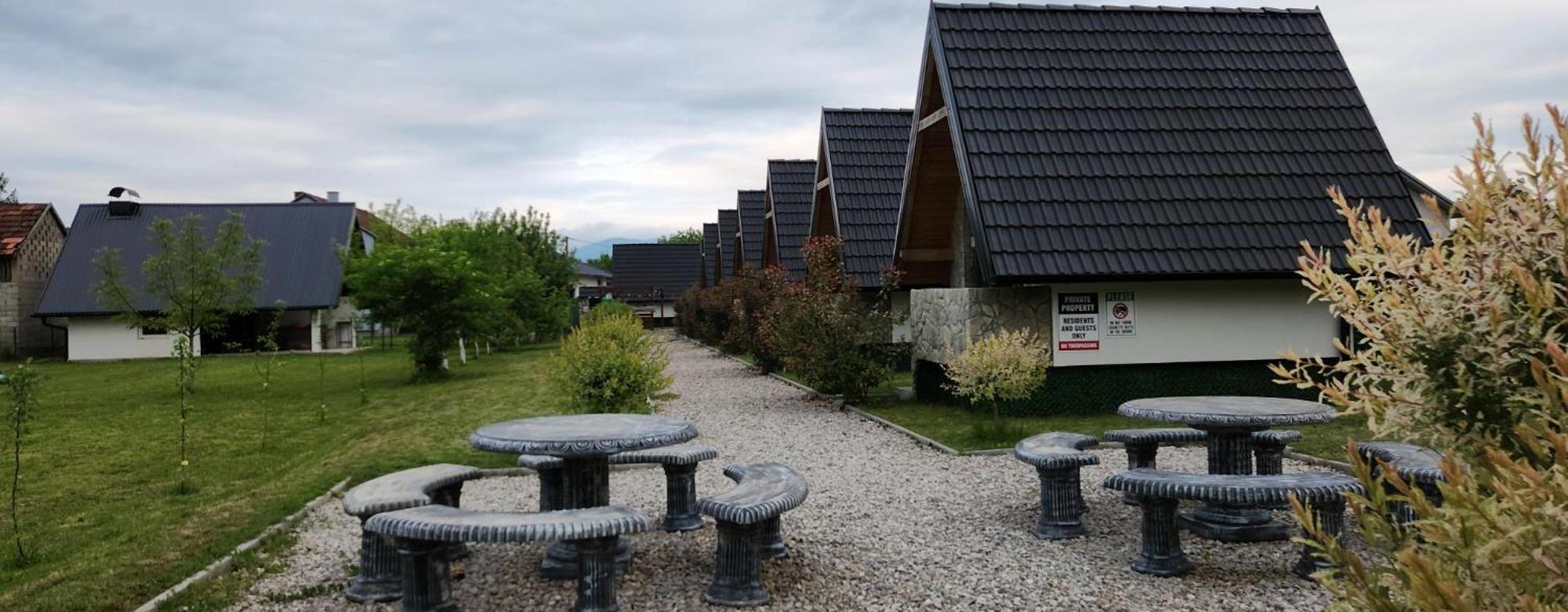 Resort La Familia Bihać Esterno foto